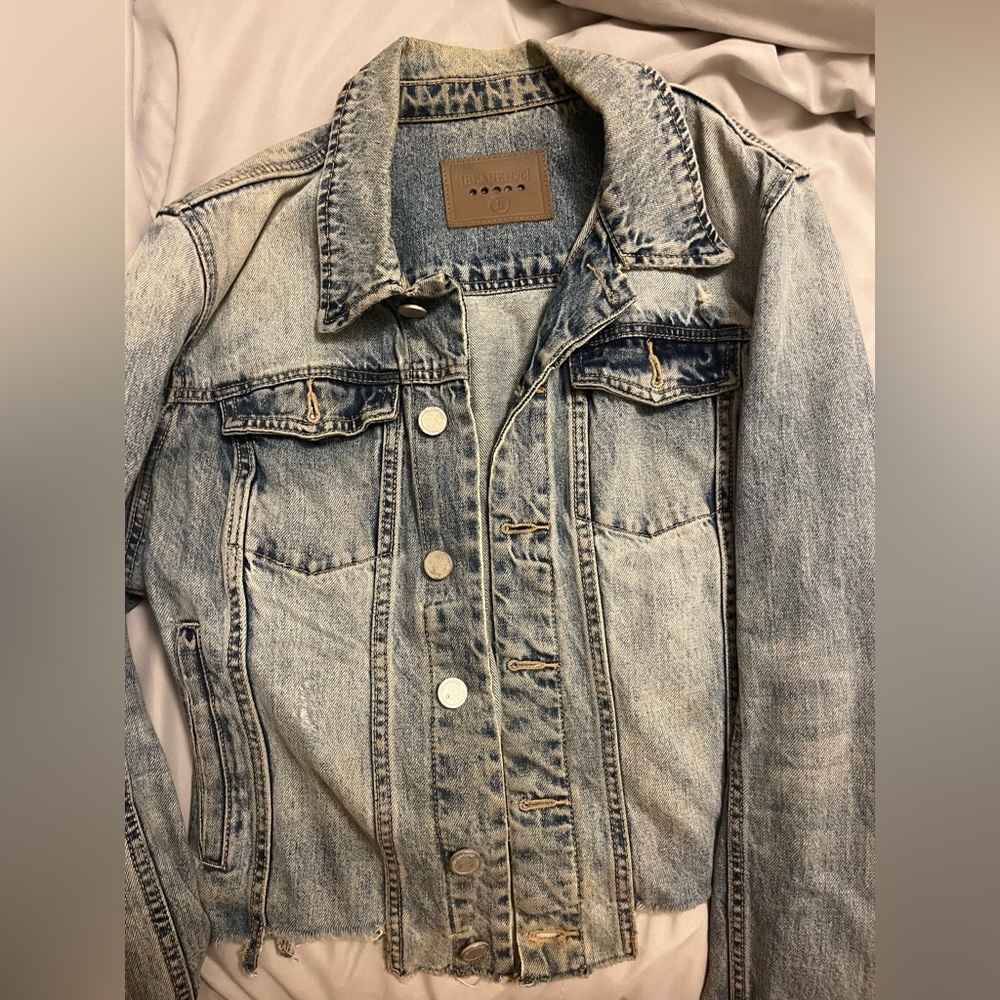 blank nyc medium wash semi cropped denim jacket